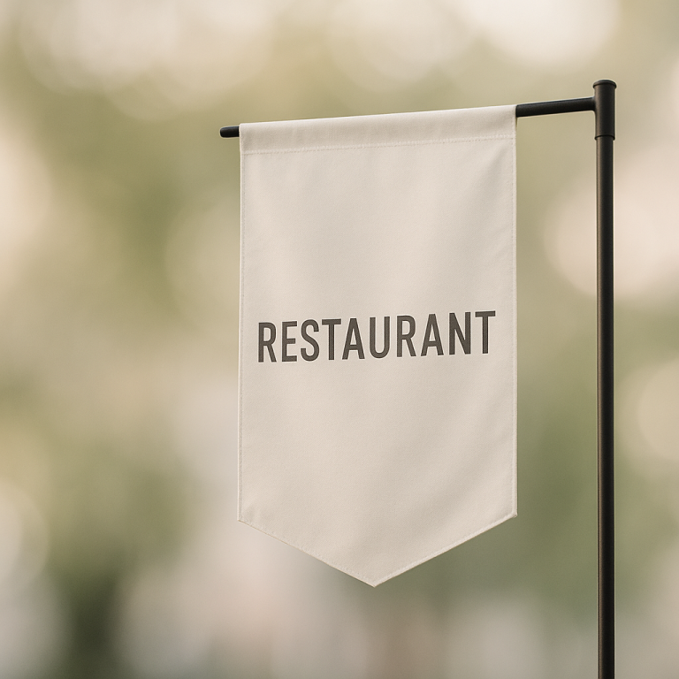 Drapeau restaurant, l&rsquo;astuce secrète pour remplir votre terrasse instantanément